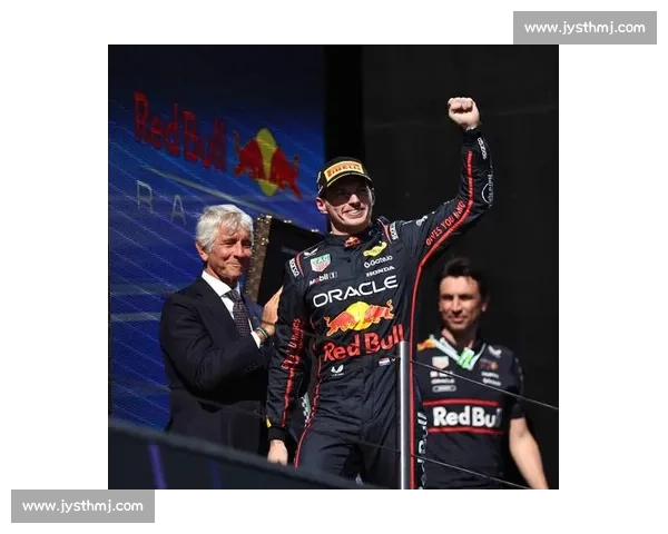 墨西哥站乱战：诺里斯登顶，维斯塔潘第三，皮亚斯特里惜败